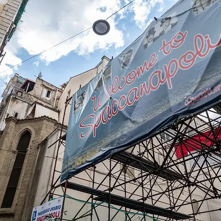 J&g Spaccanapoli Апартаменты *