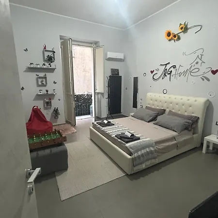 J&g Spaccanapoli Апартаменты *